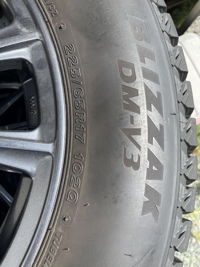 メル30216様 専用⭐︎225/60R17 スタッドレスタイヤ4本セット
