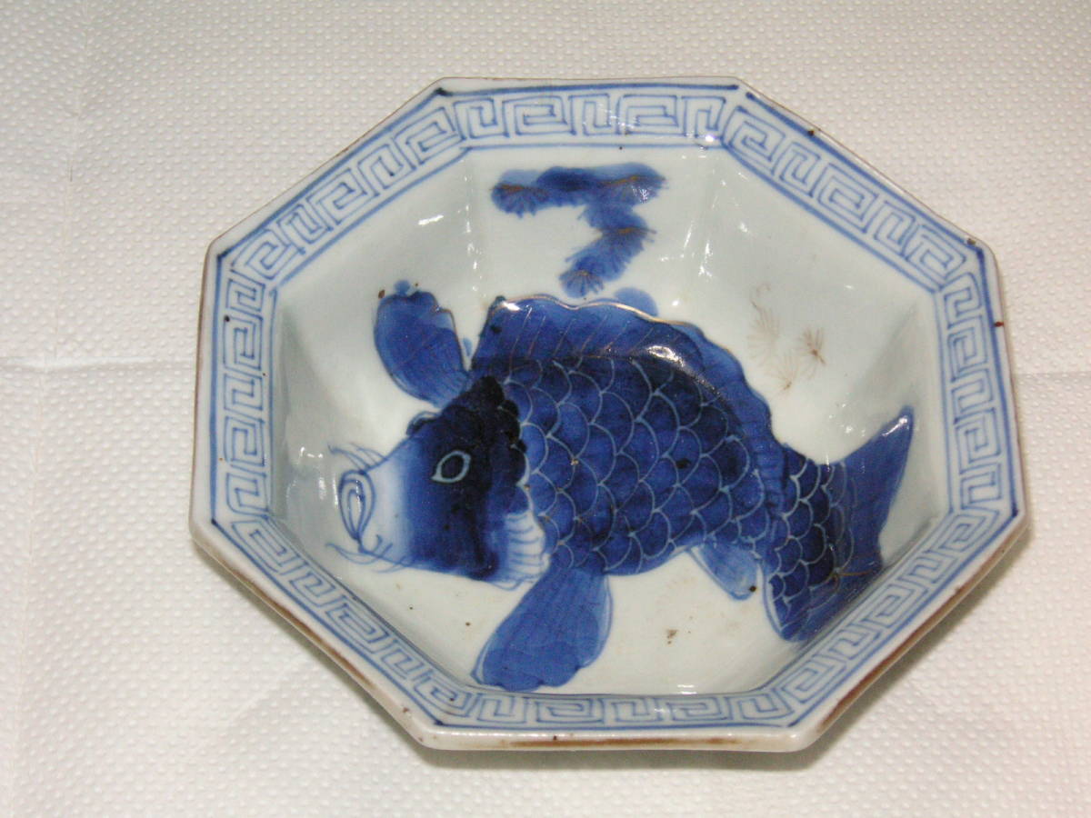 ☆華心☆ CTn-E532mS 古伊万里 染付 微塵唐草の図 角皿 豆皿 ☆華心☆ CTn-E532mS 古伊万里 染付 微塵唐草の図 角皿 豆皿