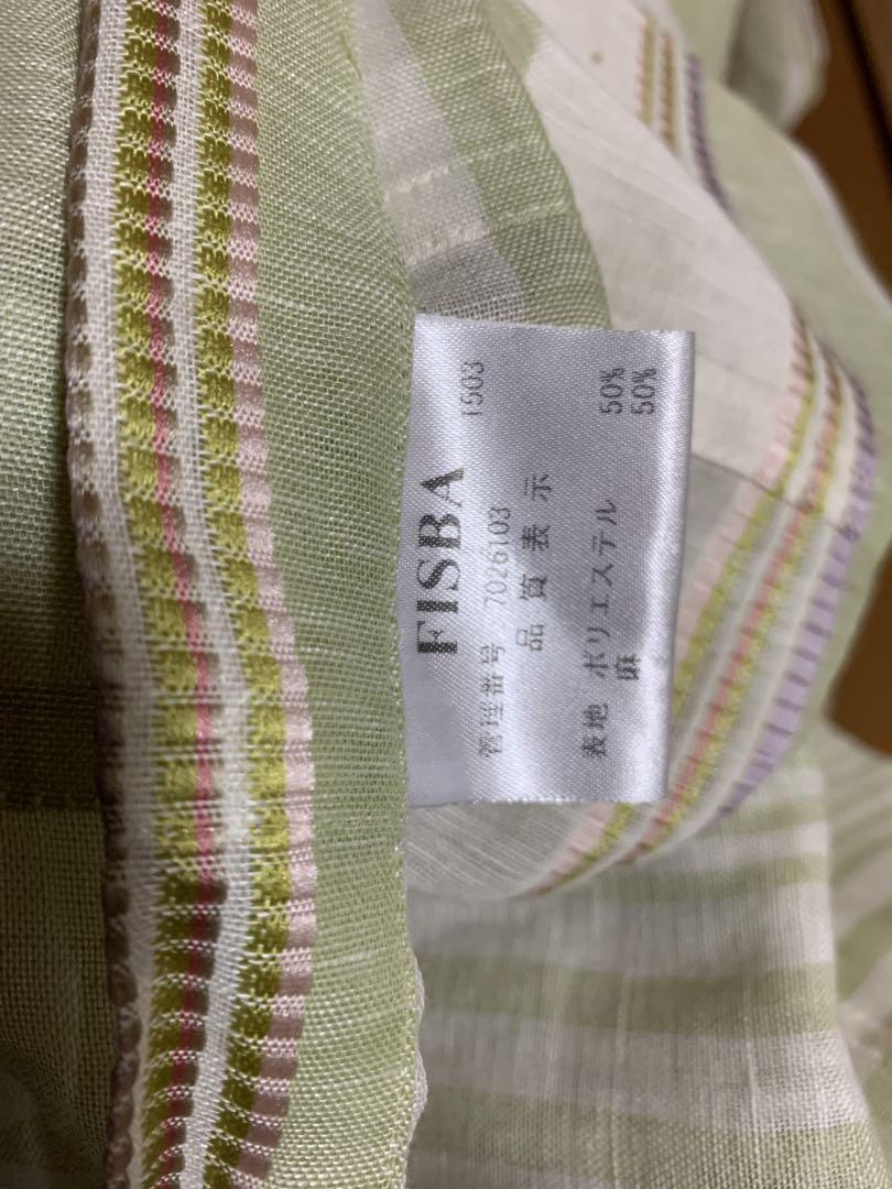 超美品フィスバカーテンfisbaクリスチャンフィッシュバッハ薄グリーン刺繍入2枚 Christian Fischbacher（クリスチャン フィッシュバッハ）の生地