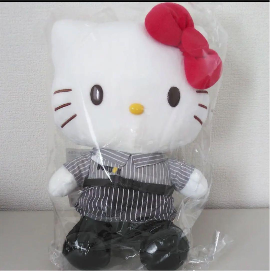Monsters コラボ　キティ Hello Kitty® Kaiju Cosplay 8