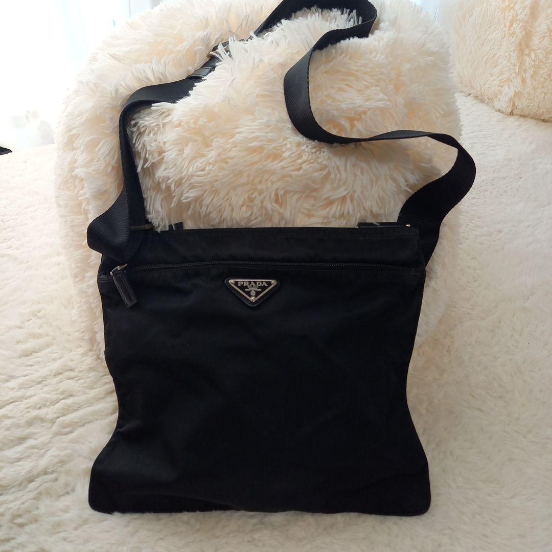 PRADA ブラック ハンドバック ナイロン ビジネスバッグ カデナ 極美品 楽天市場】プラダ ナイロン ビジネスバッグの通販