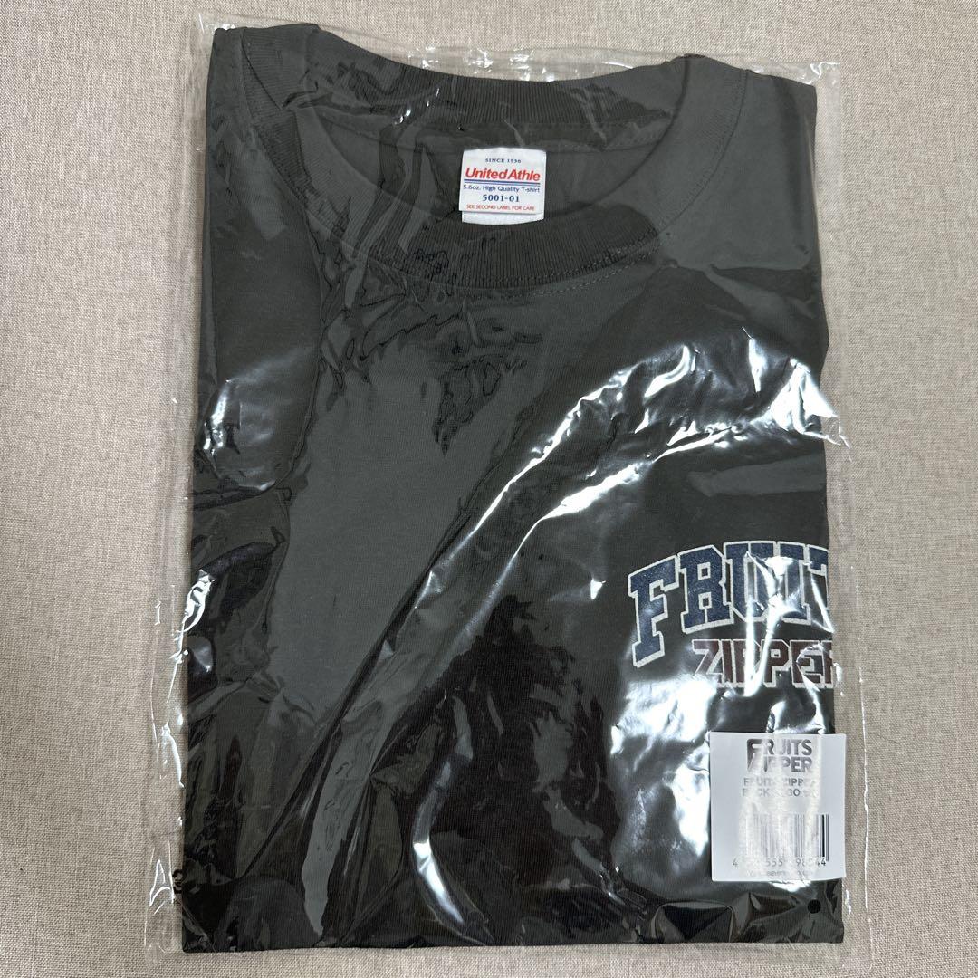 既にSOLD FRUITS ZIPPER BACK LOGO Tee Lサイズ Tシャツ ZIPPER