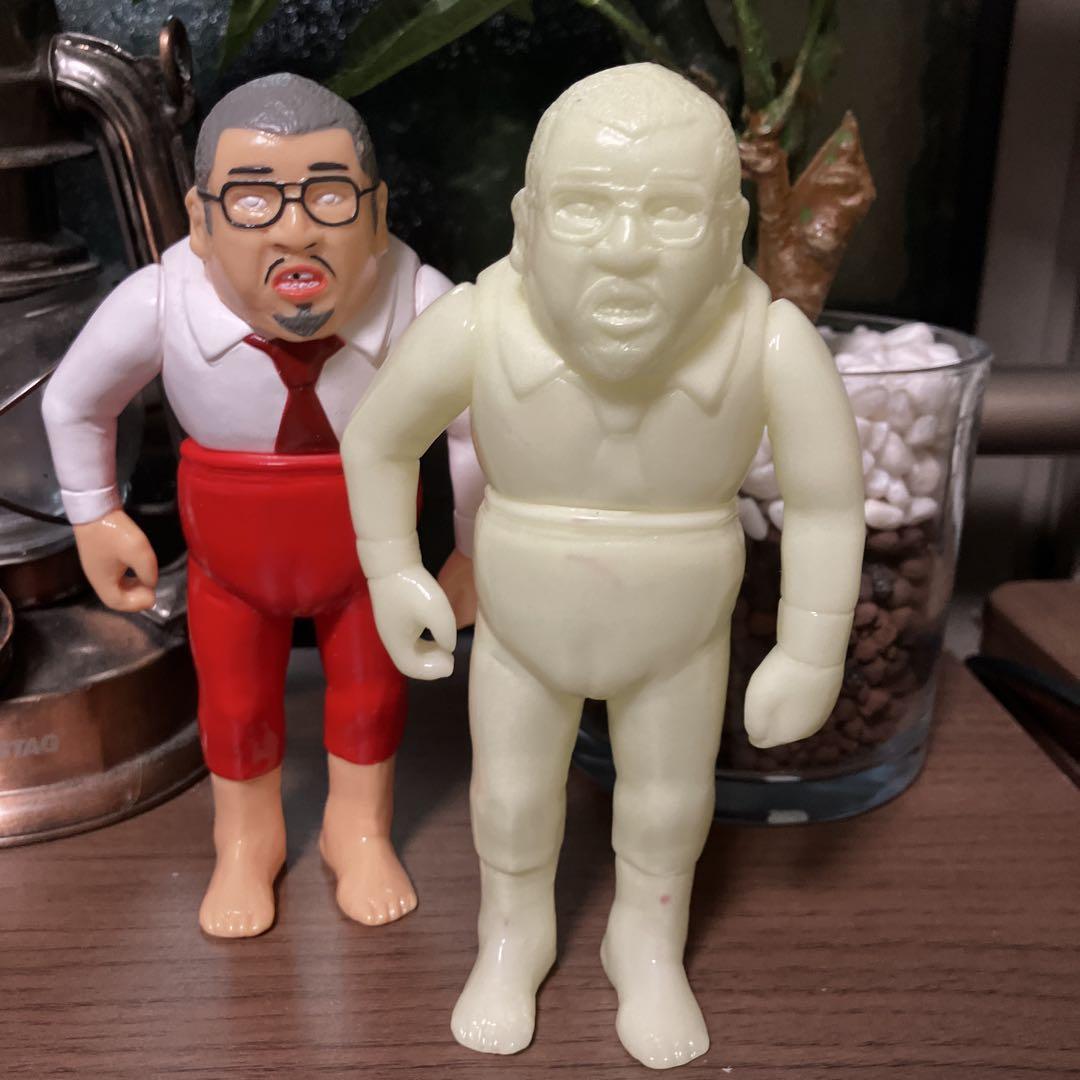 激レア 野生爆弾 くっきー 小窓 ソフビ