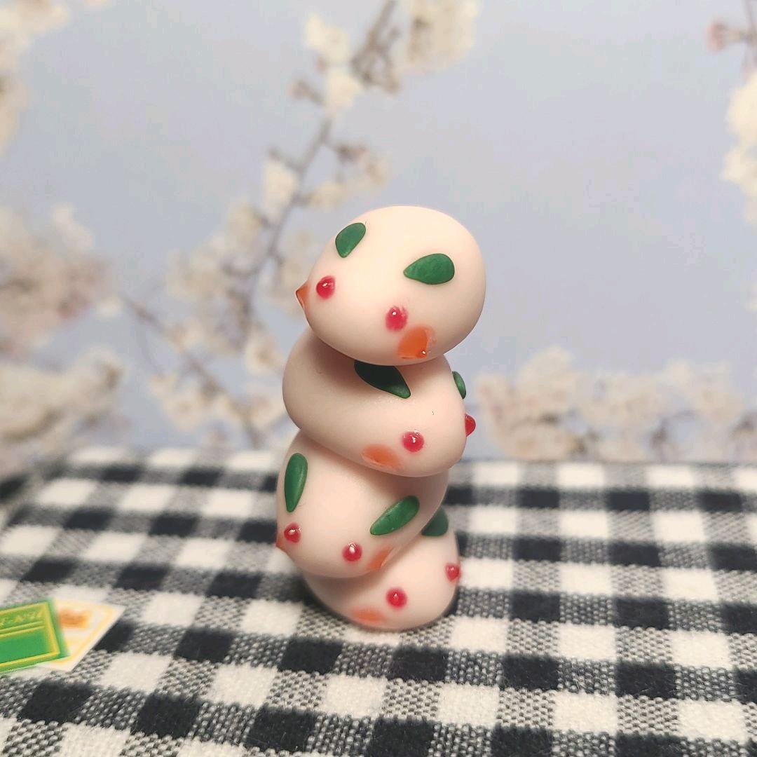 レア難あり　北海道うさぎキティ　雪だるま　ピンク Yahoo!オークション -「北海道限定 キティ 雪うさぎ」の落札相場