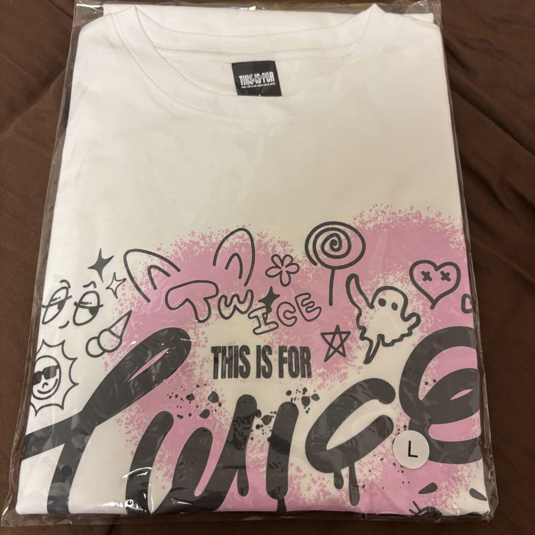 twice this is for 服 ライブ tシャツ lサイズ ホワイト twice this is for 服 ライブ tシャツ lサイズ ホワイト - メルカリ
